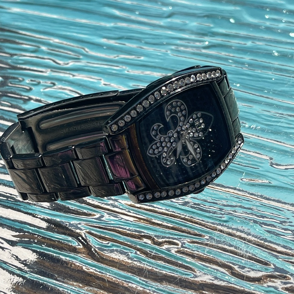 *NEW BATTERY* BKE watch fleur-de-lis Lily Saints Rhinestone Gunmetal Black Steel - Picture 3 of 12
